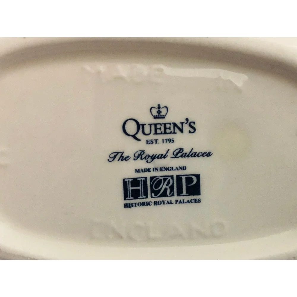 The Royal Palaces by‎ Rosina-Queens Gravy Boat White with Blue Cherub Design